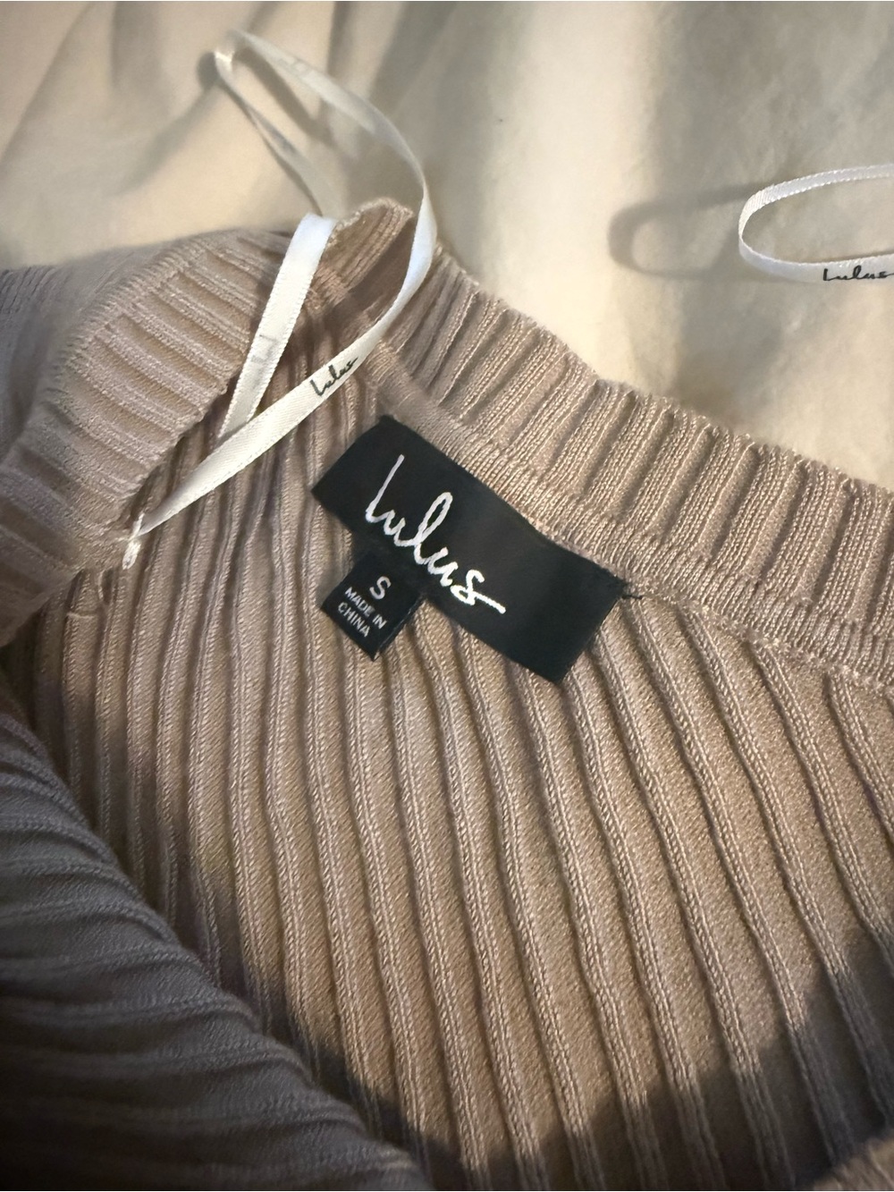 Lulu's Taupe Ribbed One-Shoulder Sweater - Picture 3 of 3